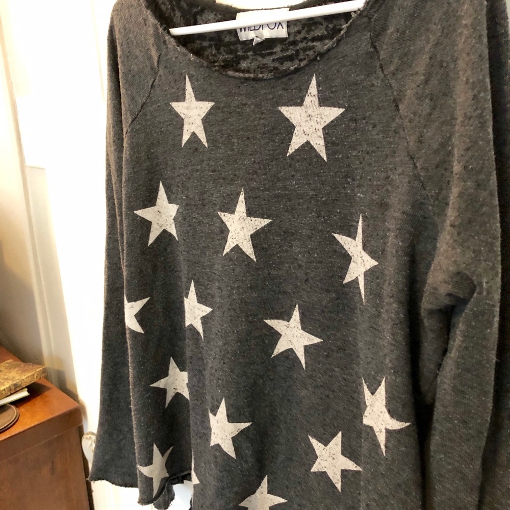 WILDFOX GREY STAR SWEATER